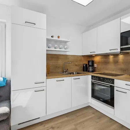 Amazing In Tossens With Kitchen Stick