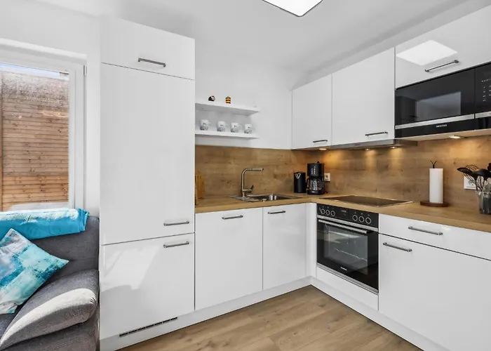 Amazing In With Kitchen Tossens